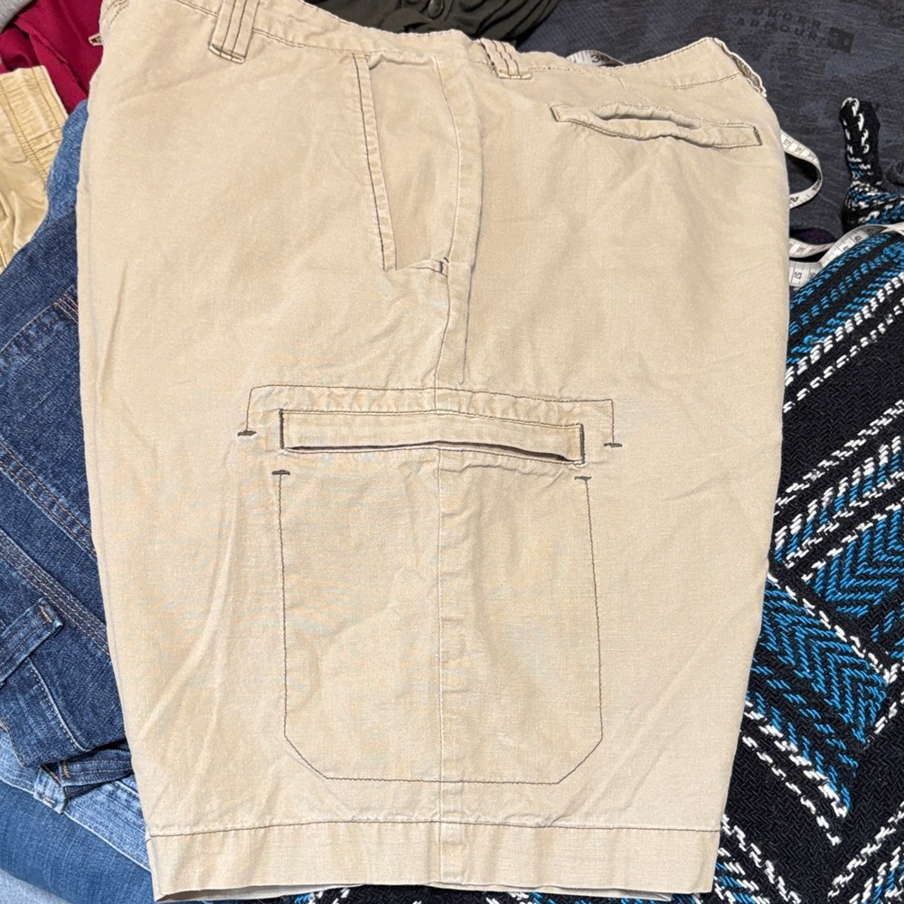 Men's Casual Weekends Tan Cargo Shorts